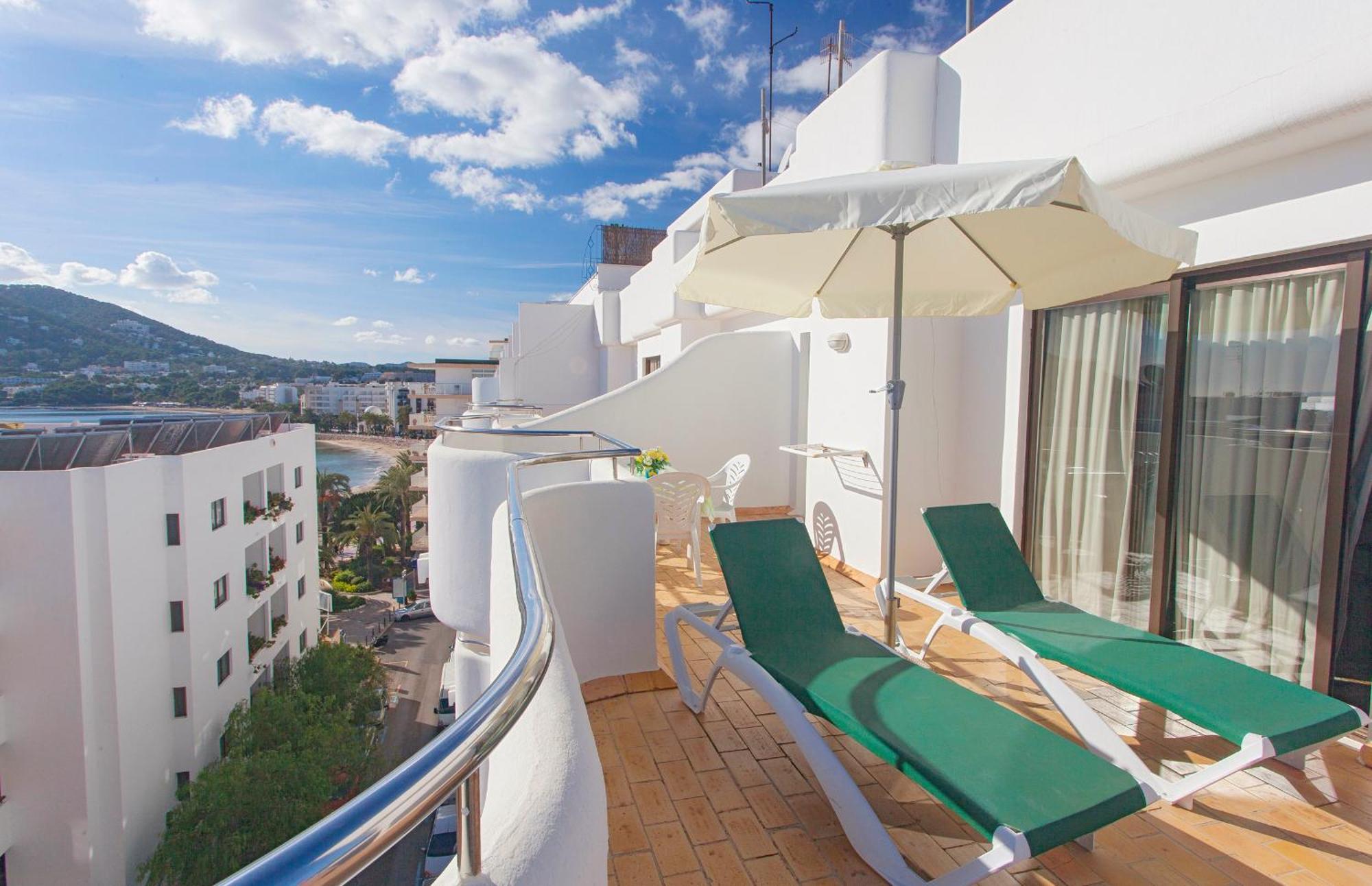 Apartamentos Bon Lloc Santa Eularia des Riu Cameră foto